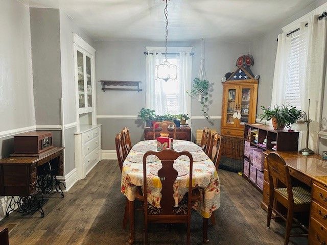 518 Walnut Ave, Scottdale, PA 15683