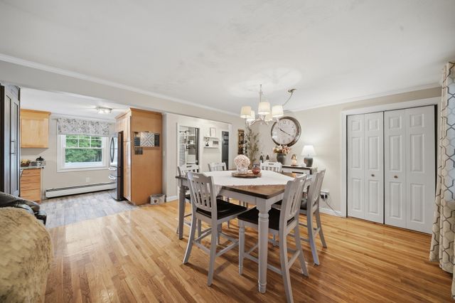 876 Chandler St, Tewksbury, MA 01876