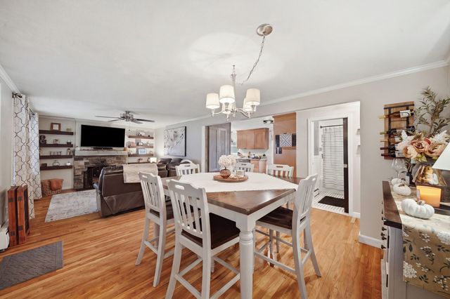 876 Chandler St, Tewksbury, MA 01876