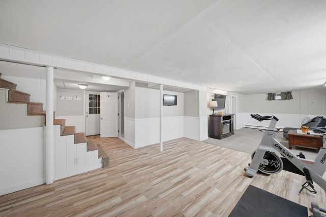 876 Chandler St, Tewksbury, MA 01876