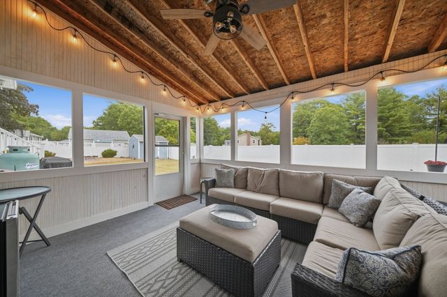 876 Chandler St, Tewksbury, MA 01876