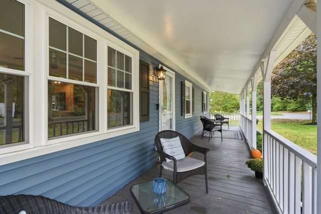 876 Chandler St, Tewksbury, MA 01876