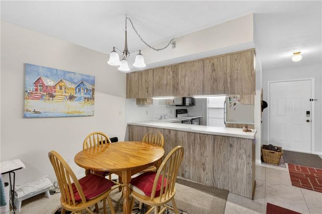 16051 Dublin CIR 202, Fort Myers, FL 33908