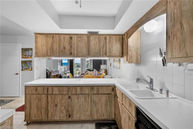 16051 Dublin CIR 202, Fort Myers, FL 33908