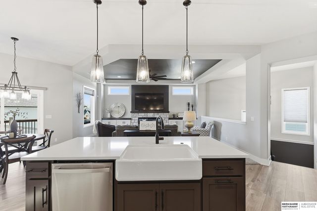 3922 S 213 Street, Elkhorn, NE 68022