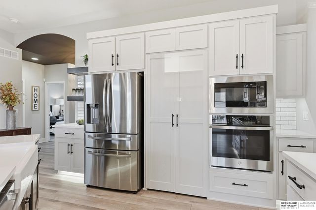 3922 S 213 Street, Elkhorn, NE 68022