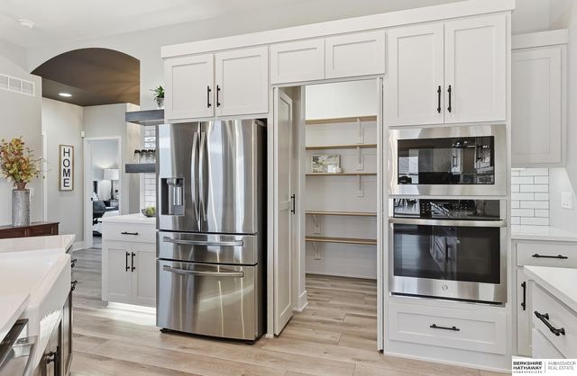 3922 S 213 Street, Elkhorn, NE 68022