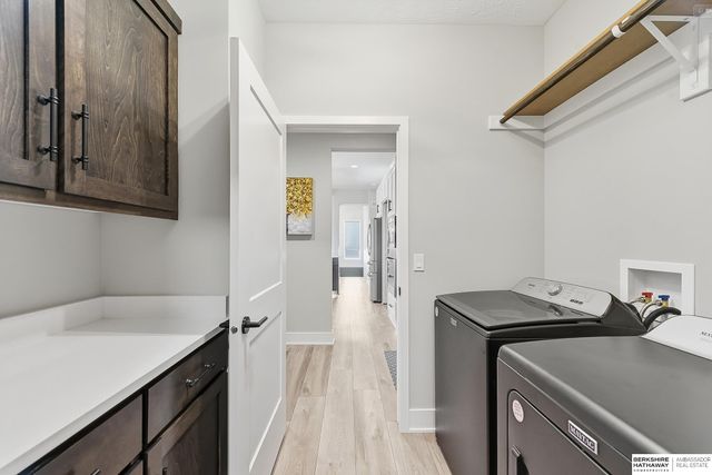 3922 S 213 Street, Elkhorn, NE 68022