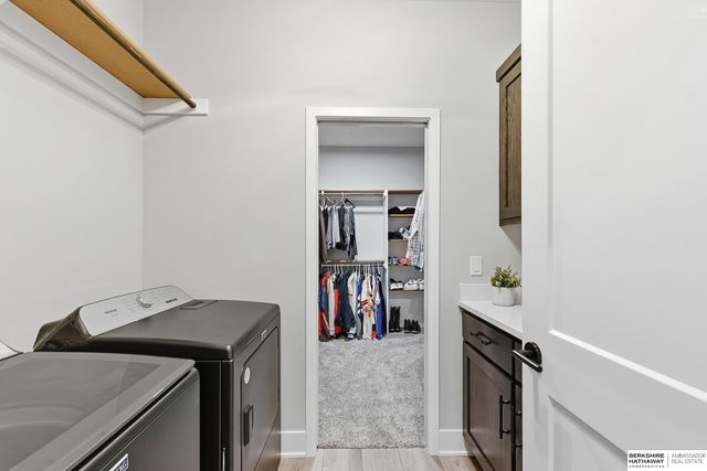 3922 S 213 Street, Elkhorn, NE 68022