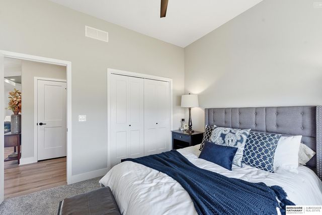 3922 S 213 Street, Elkhorn, NE 68022