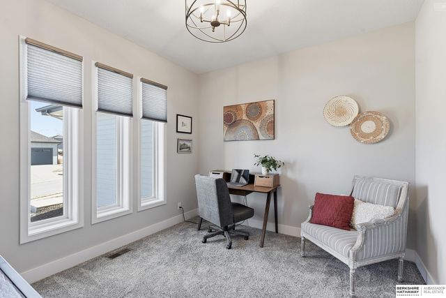 3922 S 213 Street, Elkhorn, NE 68022