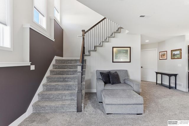 3922 S 213 Street, Elkhorn, NE 68022