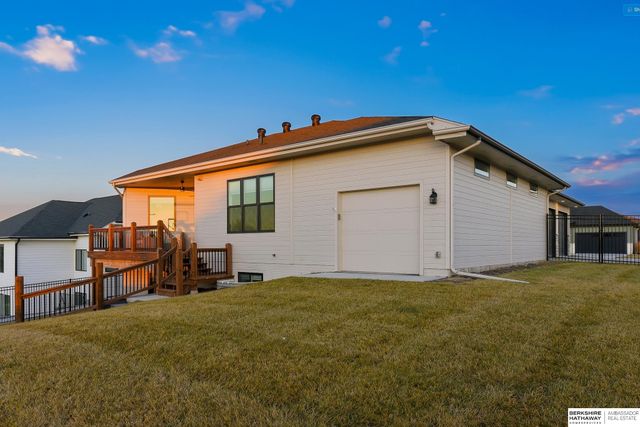 3922 S 213 Street, Elkhorn, NE 68022
