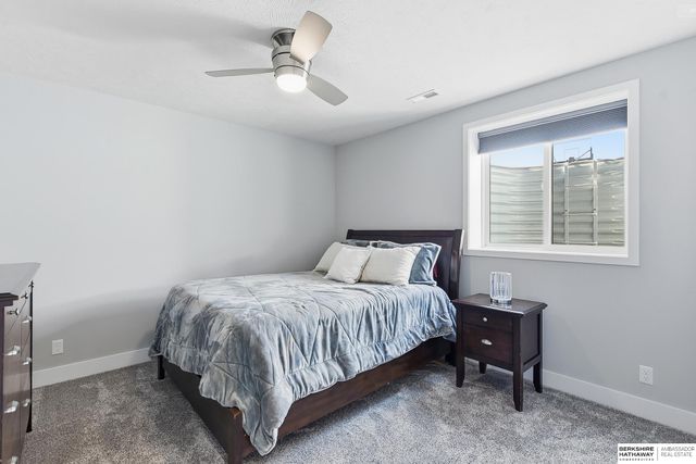 3922 S 213 Street, Elkhorn, NE 68022