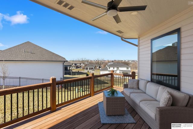 3922 S 213 Street, Elkhorn, NE 68022