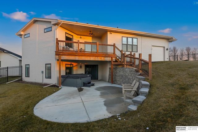 3922 S 213 Street, Elkhorn, NE 68022