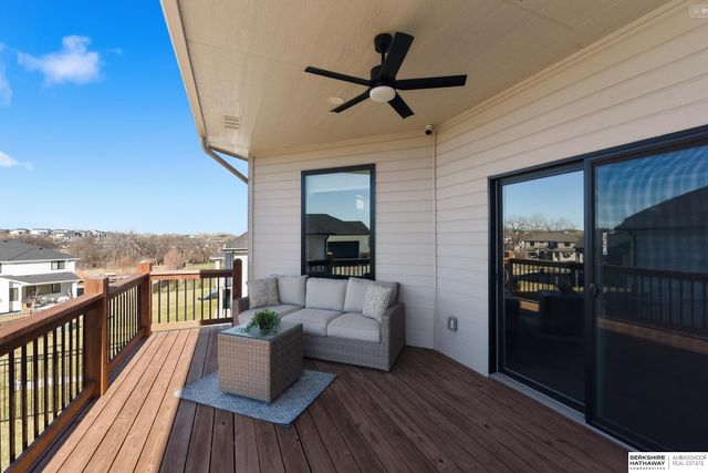 3922 S 213 Street, Elkhorn, NE 68022