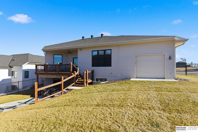 3922 S 213 Street, Elkhorn, NE 68022