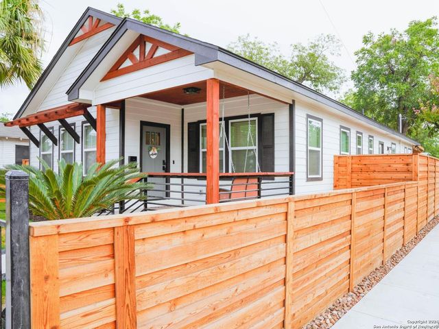 1215 Lamar, San Antonio, TX 78202