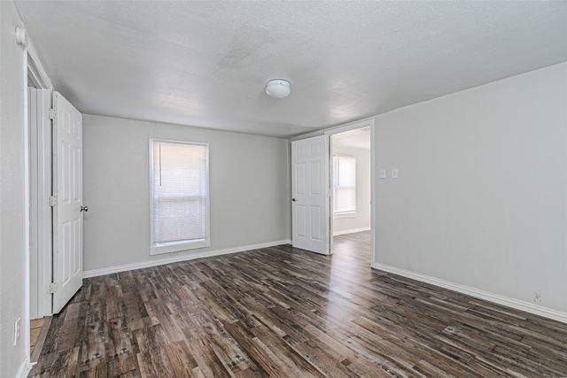 3213 Obenchain Street, Dallas, TX 75212