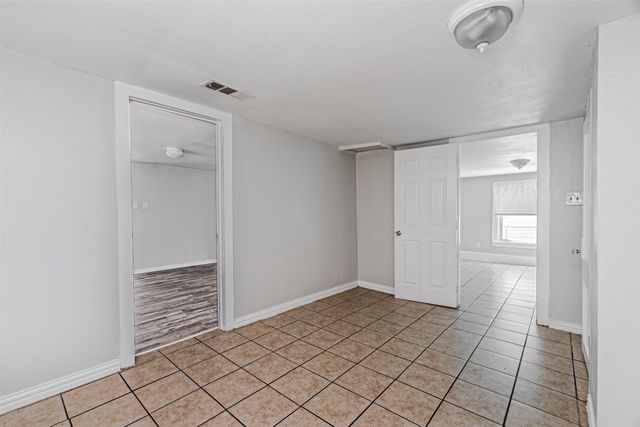 3213 Obenchain Street, Dallas, TX 75212
