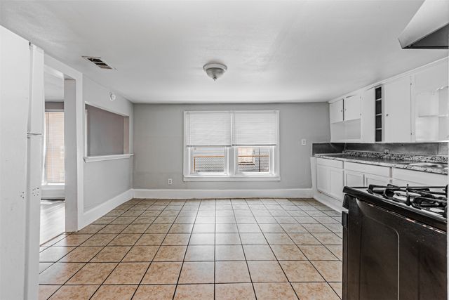 3213 Obenchain Street, Dallas, TX 75212
