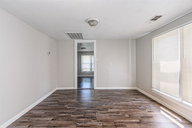 3213 Obenchain Street, Dallas, TX 75212