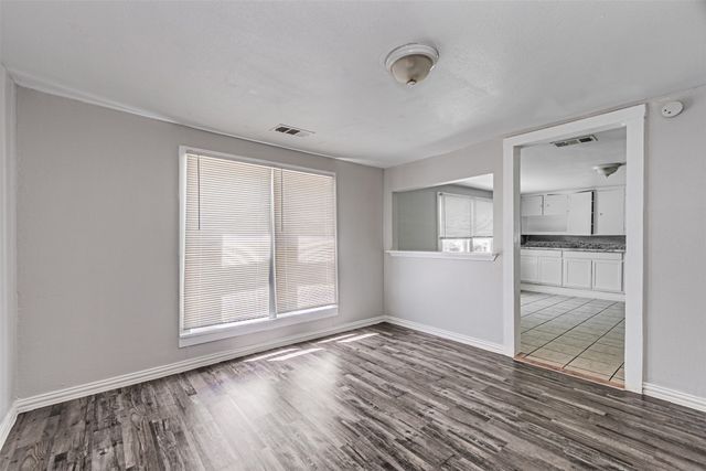3213 Obenchain Street, Dallas, TX 75212