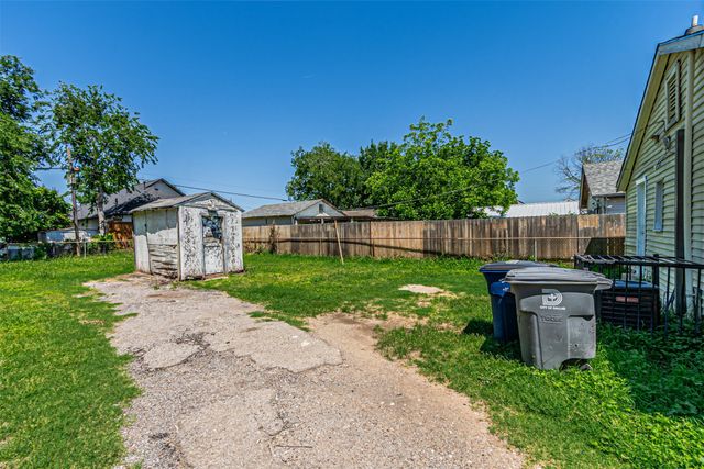 3213 Obenchain Street, Dallas, TX 75212