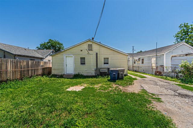 3213 Obenchain Street, Dallas, TX 75212