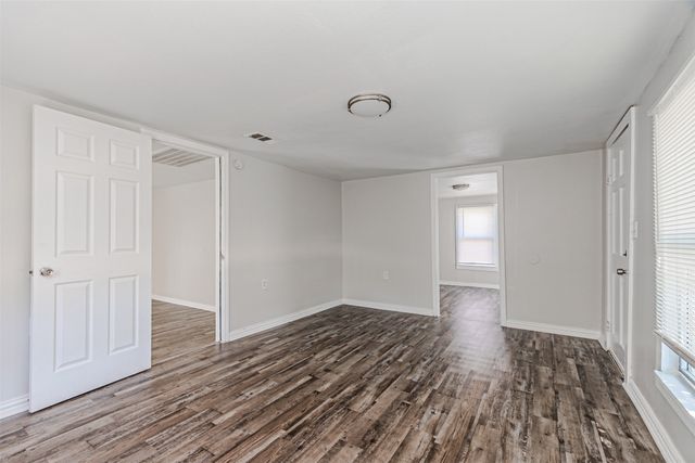 3213 Obenchain Street, Dallas, TX 75212