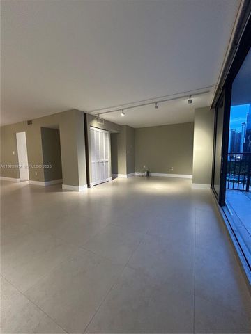 1450 Brickell Bay Dr 1706, Miami, FL 33131