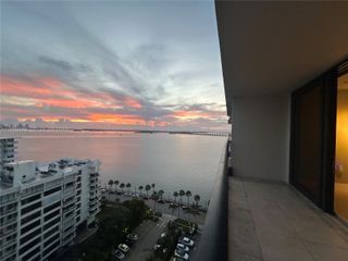 1450 Brickell Bay Dr 1706, Miami, FL 33131