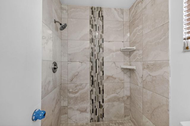 6001 Shakerwood Circle 201, Tamarac, FL 33319