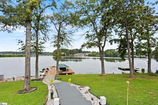 207 Suttles Road, Inman, SC 29349