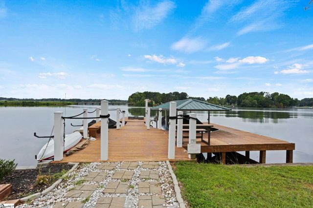 207 Suttles Road, Inman, SC 29349
