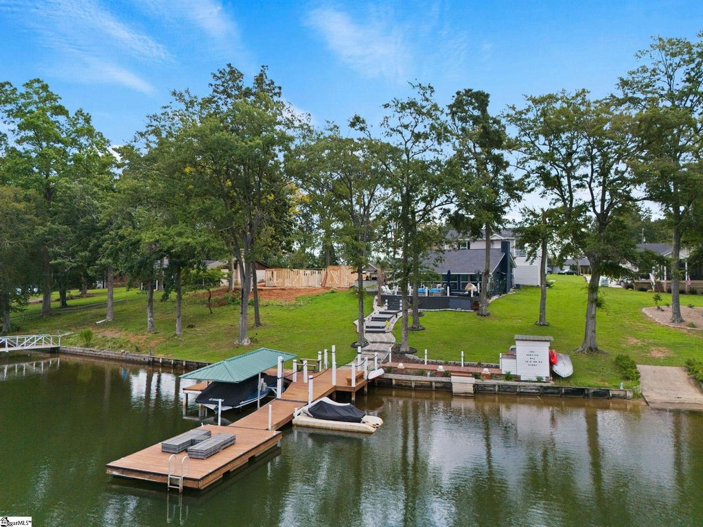 207 Suttles Road, Inman, SC 29349