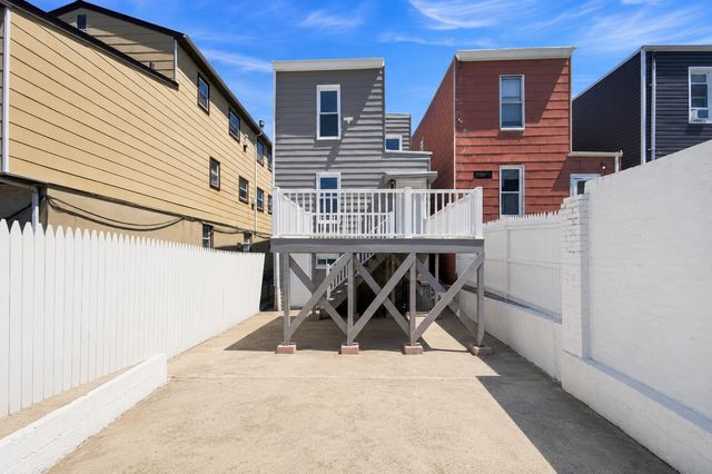 103 BOYD AVE, Jc, West Bergen, NJ 07304