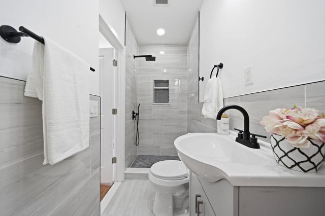 103 BOYD AVE, Jc, West Bergen, NJ 07304