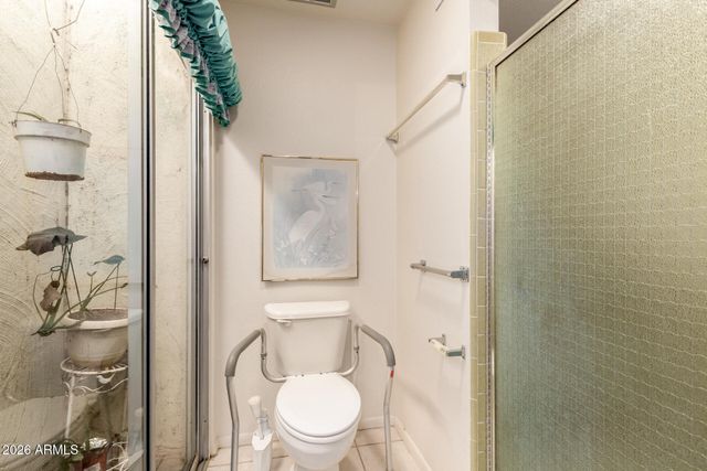 942 E LAGUNA Drive, Tempe, AZ 85282