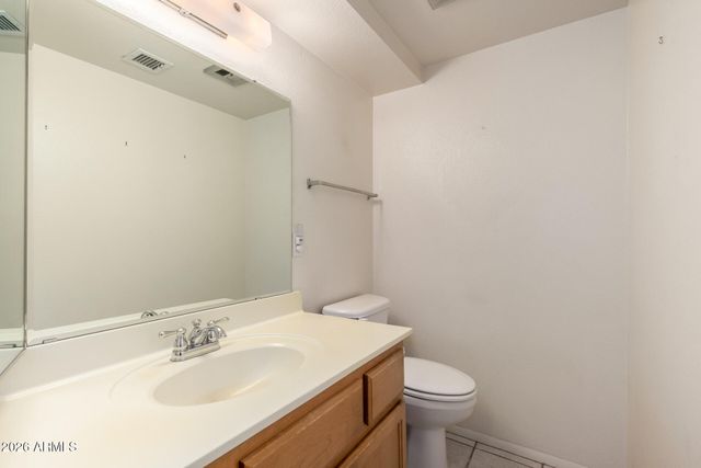 942 E LAGUNA Drive, Tempe, AZ 85282