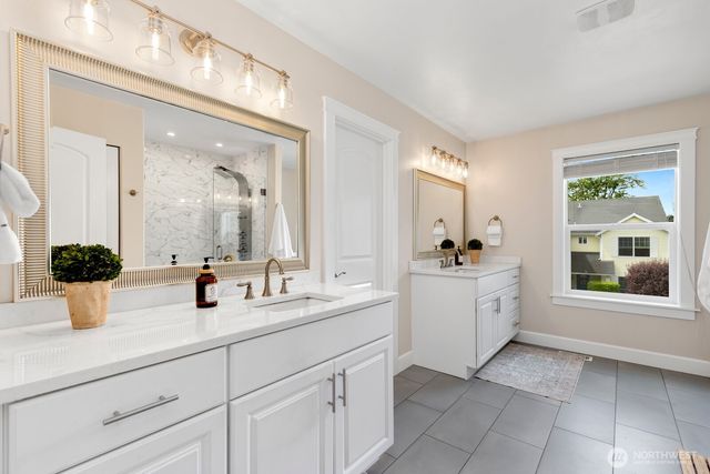 22654 128th Ave SE, Kent, WA 98031