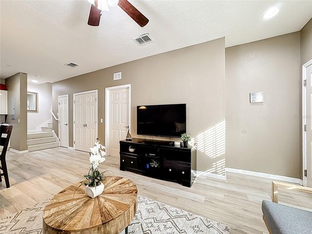 8986 SHINE DRIVE, Kissimmee, FL 34747