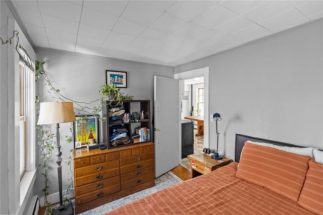 17 Dearborn Street, Newport, RI 02840