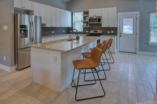 1112 Green Hill, Canyon Lake, TX 78133