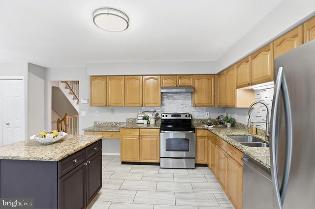 7293 OLDE LANTERN WAY, Springfield, VA 22152