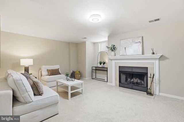 7293 OLDE LANTERN WAY, Springfield, VA 22152