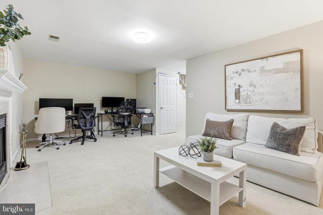 7293 OLDE LANTERN WAY, Springfield, VA 22152