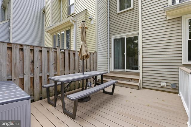 7293 OLDE LANTERN WAY, Springfield, VA 22152