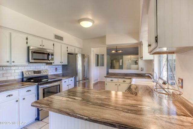 141 S Charleston Avenue, Vail, AZ 85641